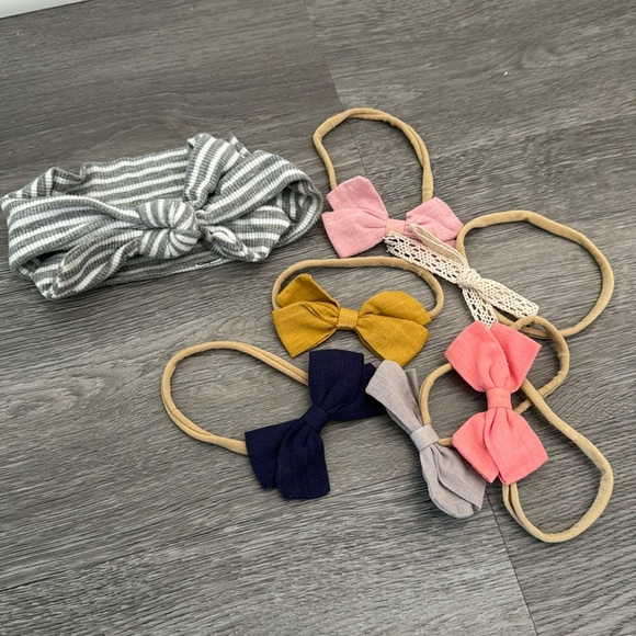 Assorted Baby Girl Headband Bows Bundle - Picture 1 of 3